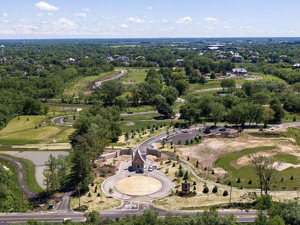 0.62 Acres of Residential Land for Sale in South Barrington, Illinois