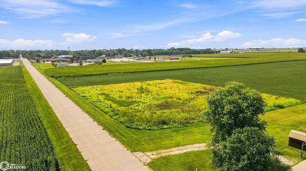 1.5 Acres of Land for Sale in Mediapolis, Iowa
