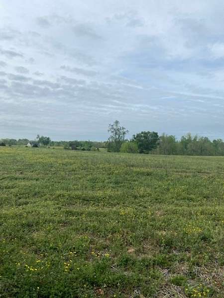 4.13 Acres of Residential Land for Sale in Lafayette, Tennessee