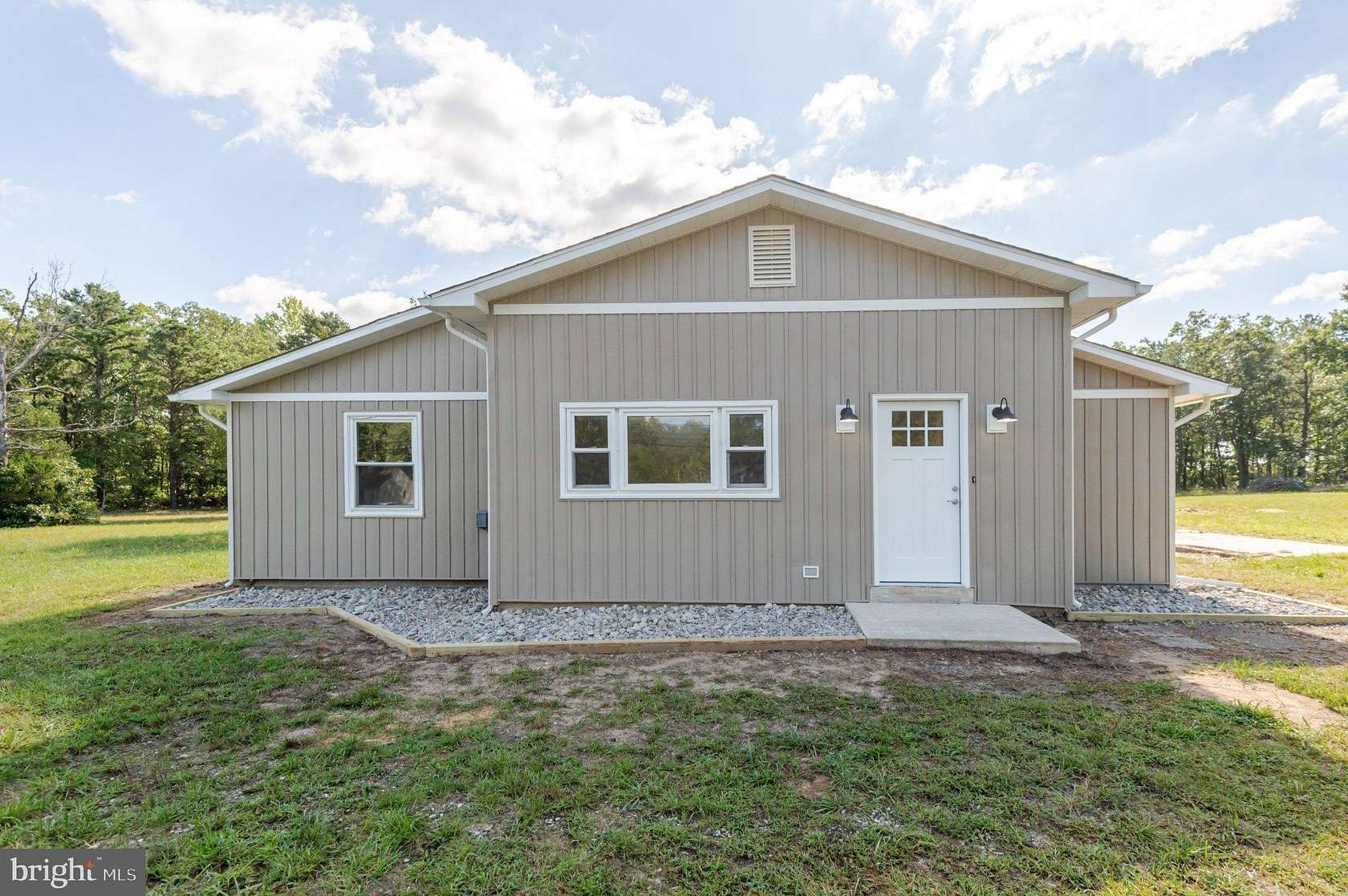 4.4 Acres of Land with Home for Sale in Hammonton, New Jersey