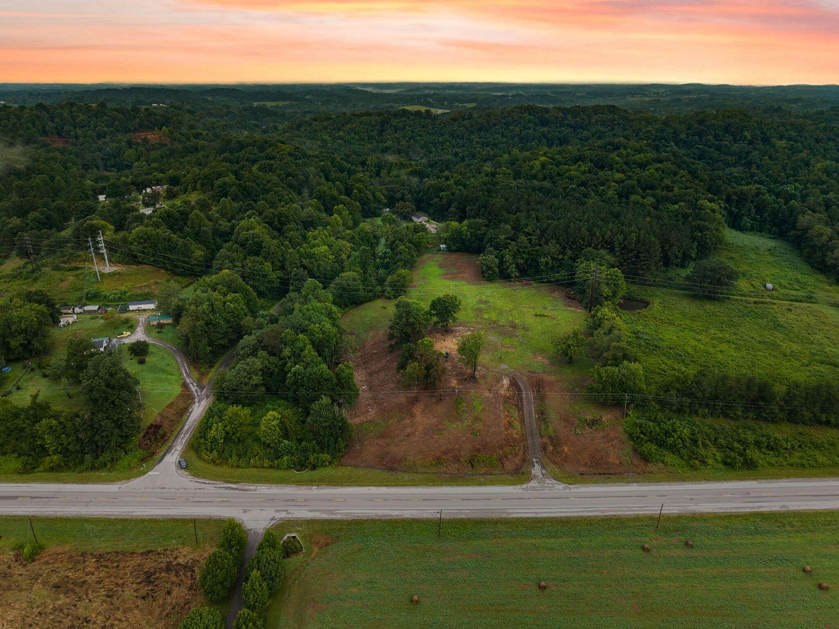 4 Acres of Residential Land for Sale in East Bernstadt, Kentucky