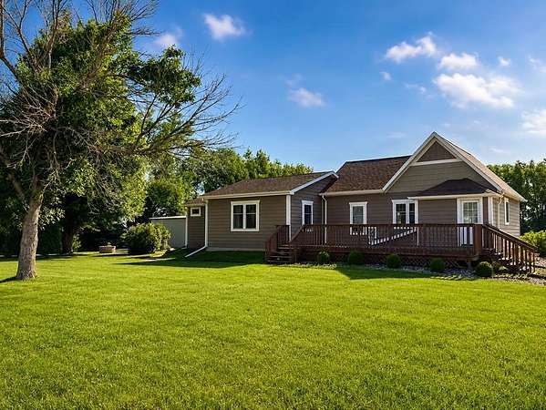 1.73 Acres of Land with Home for Sale in Fort Dodge, Iowa