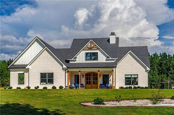 5 Acres of Land with Home for Sale in Salem, Alabama