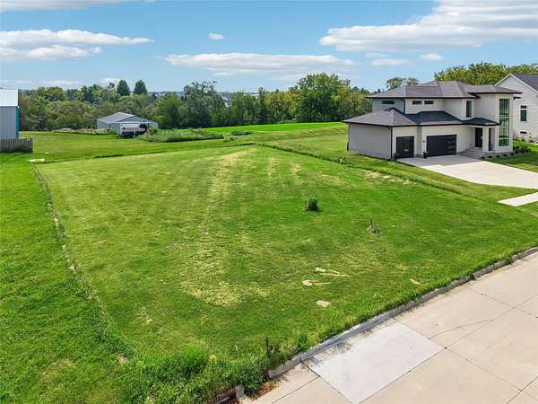 0.31 Acres of Residential Land for Sale in Waukee, Iowa
