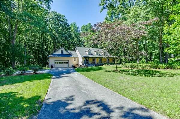 2.4 Acres of Land with Home for Sale in Loganville, Georgia