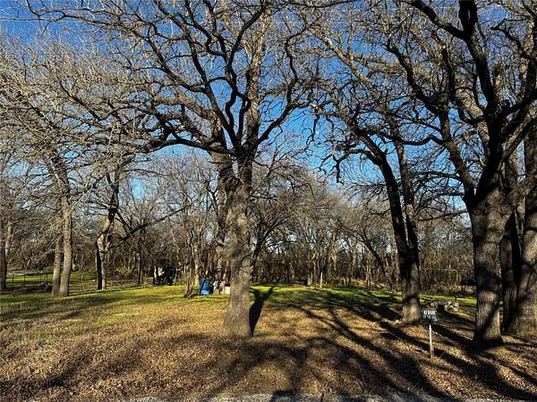 1.16 Acres of Residential Land for Sale in Alvarado, Texas