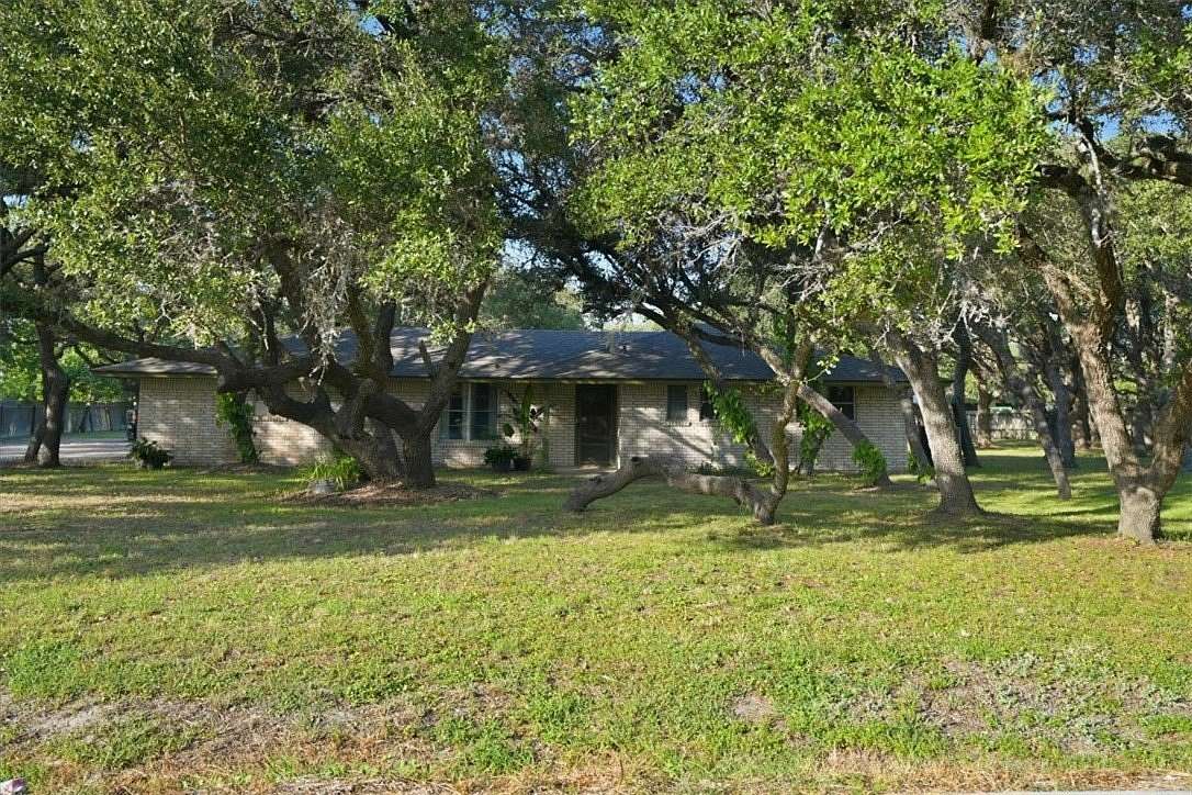 2.5 Acres of Land with Home for Sale in Ingleside, Texas