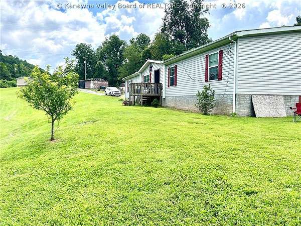 1.73 Acres of Land with Home for Sale in Hurricane, West Virginia
