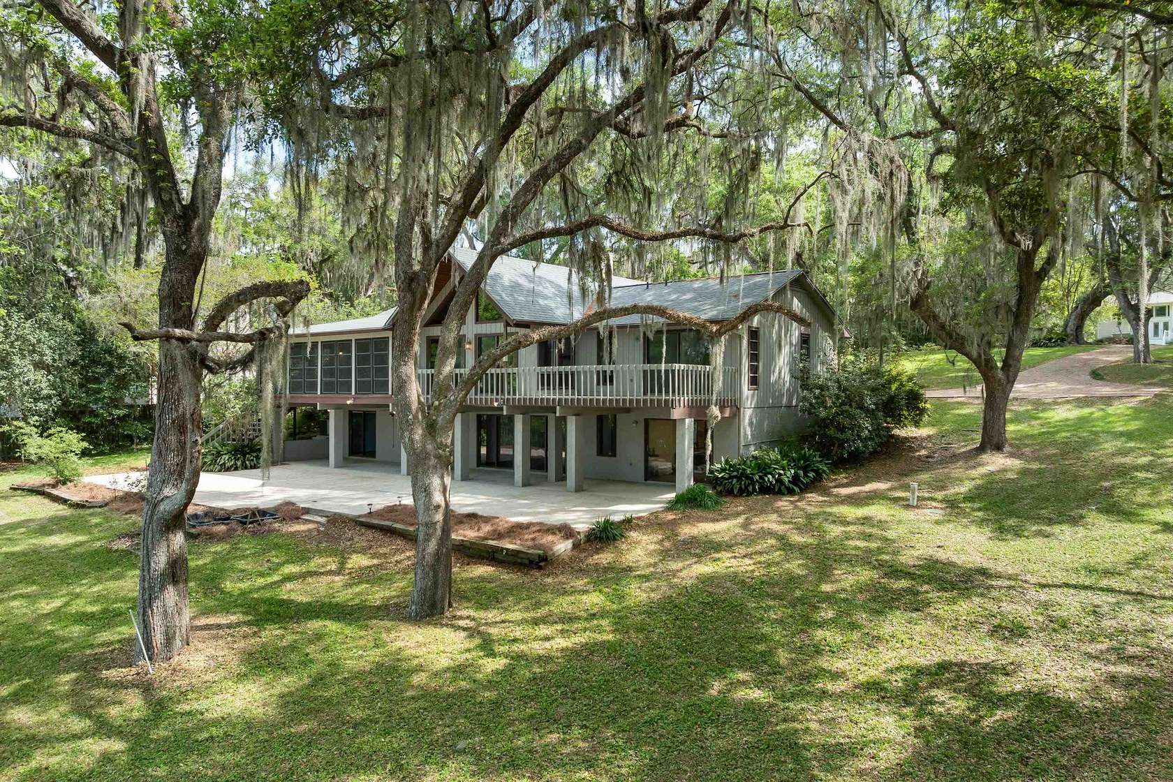 2.13 Acres of Land with Home for Sale in Tallahassee, Florida