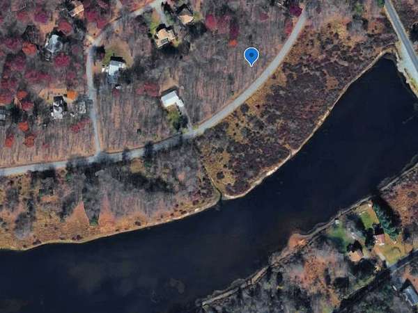 0.5 Acres of Residential Land for Auction in Albrightsville, Pennsylvania