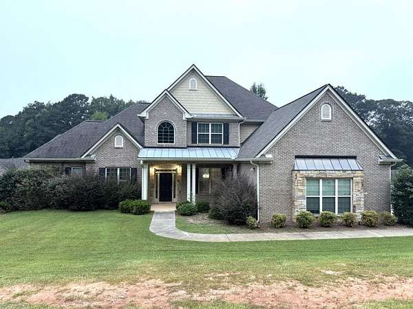 2 Acres of Land with Home for Sale in Fayetteville, Georgia