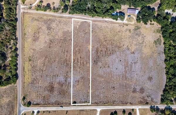 1.67 Acres of Residential Land for Sale in Moody, Texas