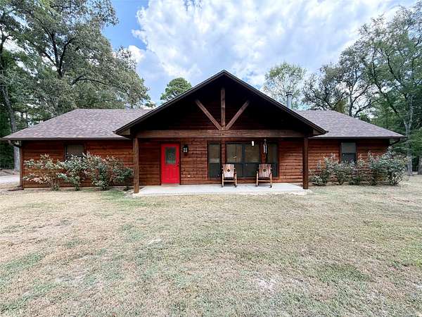 3 Acres of Land with Home for Sale in Mineola, Texas