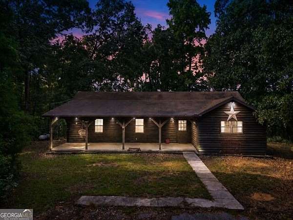10 Acres of Land with Home for Sale in Barnesville, Georgia