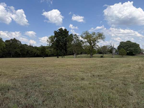 5 Acres of Residential Land for Sale in Bell Buckle, Tennessee