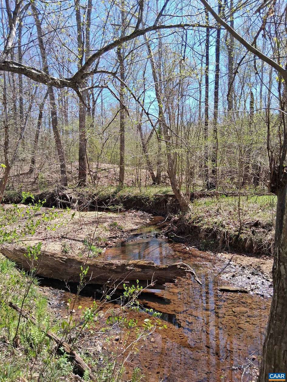 10 Acres of Agricultural Land for Sale in Palmyra, Virginia