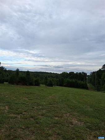 10 Acres of Land for Sale in Palmyra, Virginia