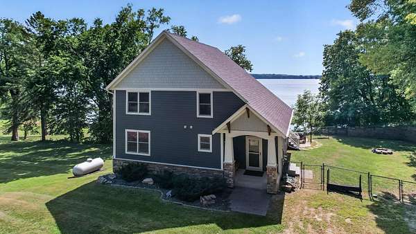 4 Acres of Land with Home for Sale in Montgomery, Minnesota