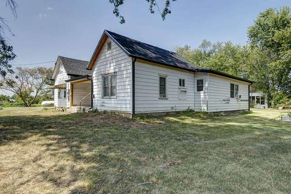 10 Acres of Land with Home for Sale in Springfield, Missouri