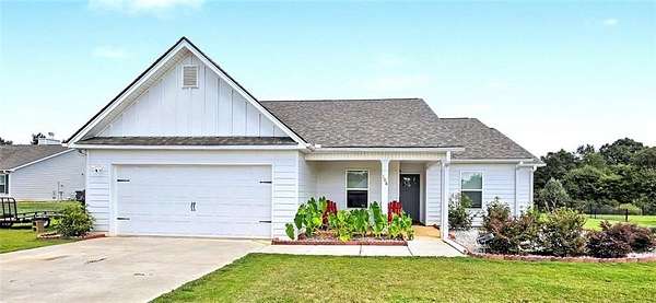 1.56 Acres of Land with Home for Sale in Winterville, Georgia