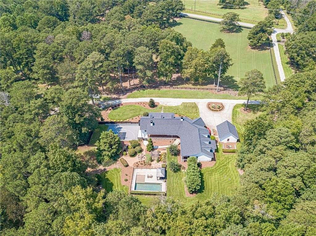 17 Acres of Land with Home for Sale in Villa Rica, Georgia