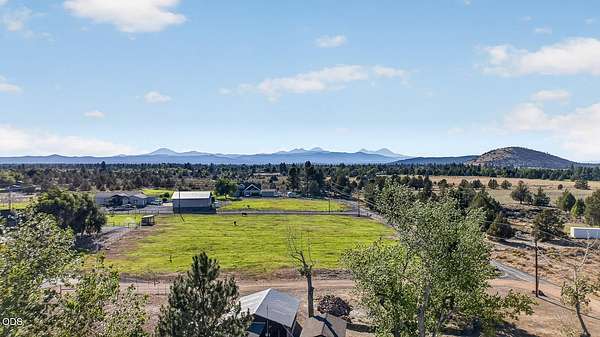 5 Acres of Land with Home for Sale in Bend, Oregon