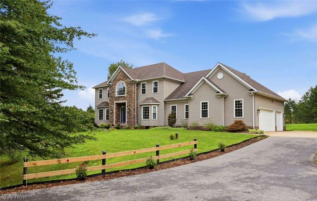 4 Acres of Land with Home for Sale in Chardon, Ohio