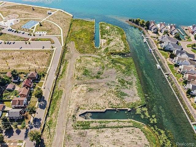 16.2 Acres of Land for Sale in Detroit, Michigan
