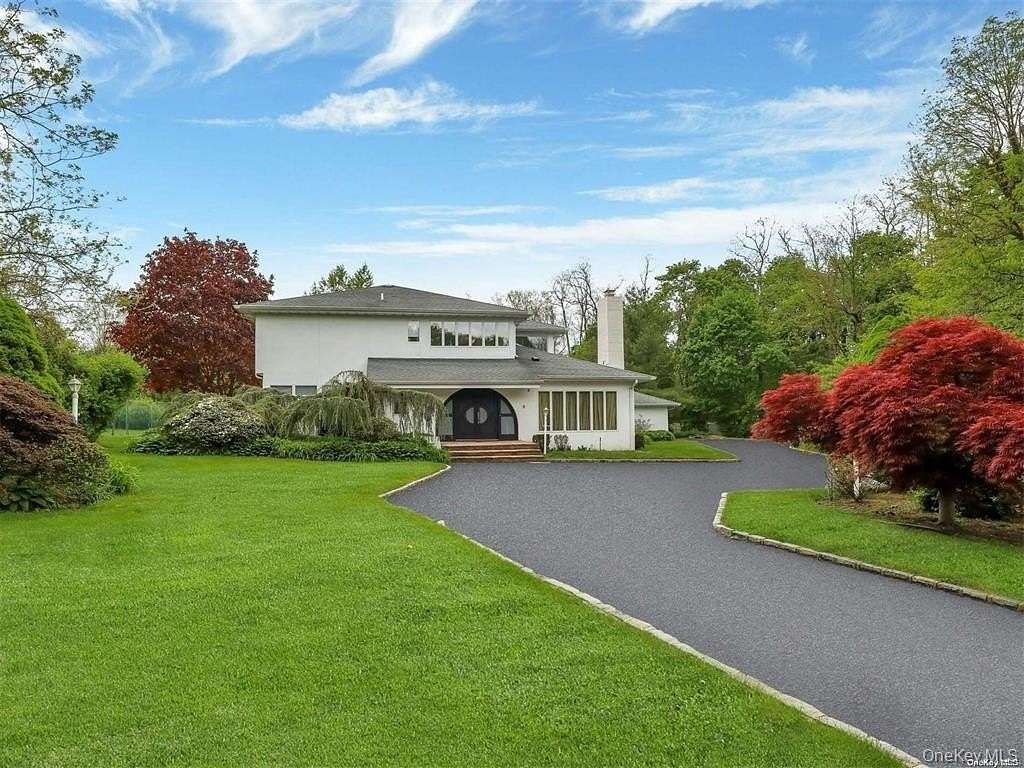 2 Acres of Land with Home for Sale in Old Brookville, New York