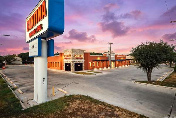 1.64 Acres of Commercial Land for Sale in San Antonio, Texas