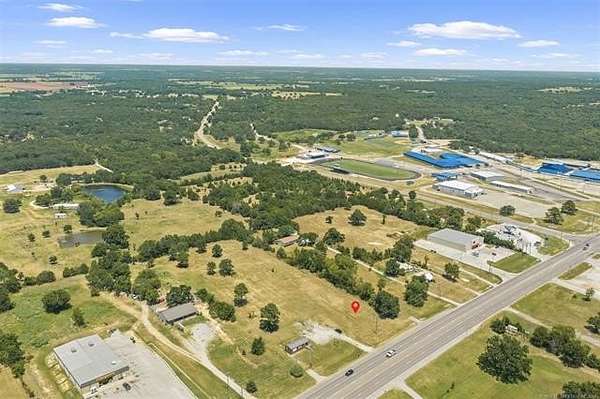 1 Acre of Mixed-Use Land for Sale in Dickson, Oklahoma