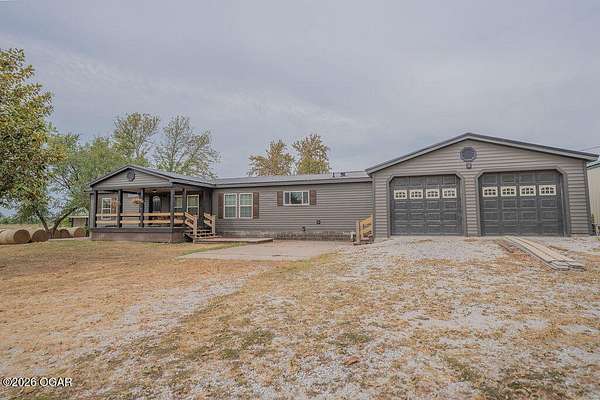 5.52 Acres of Improved Land for Sale in Galena, Kansas