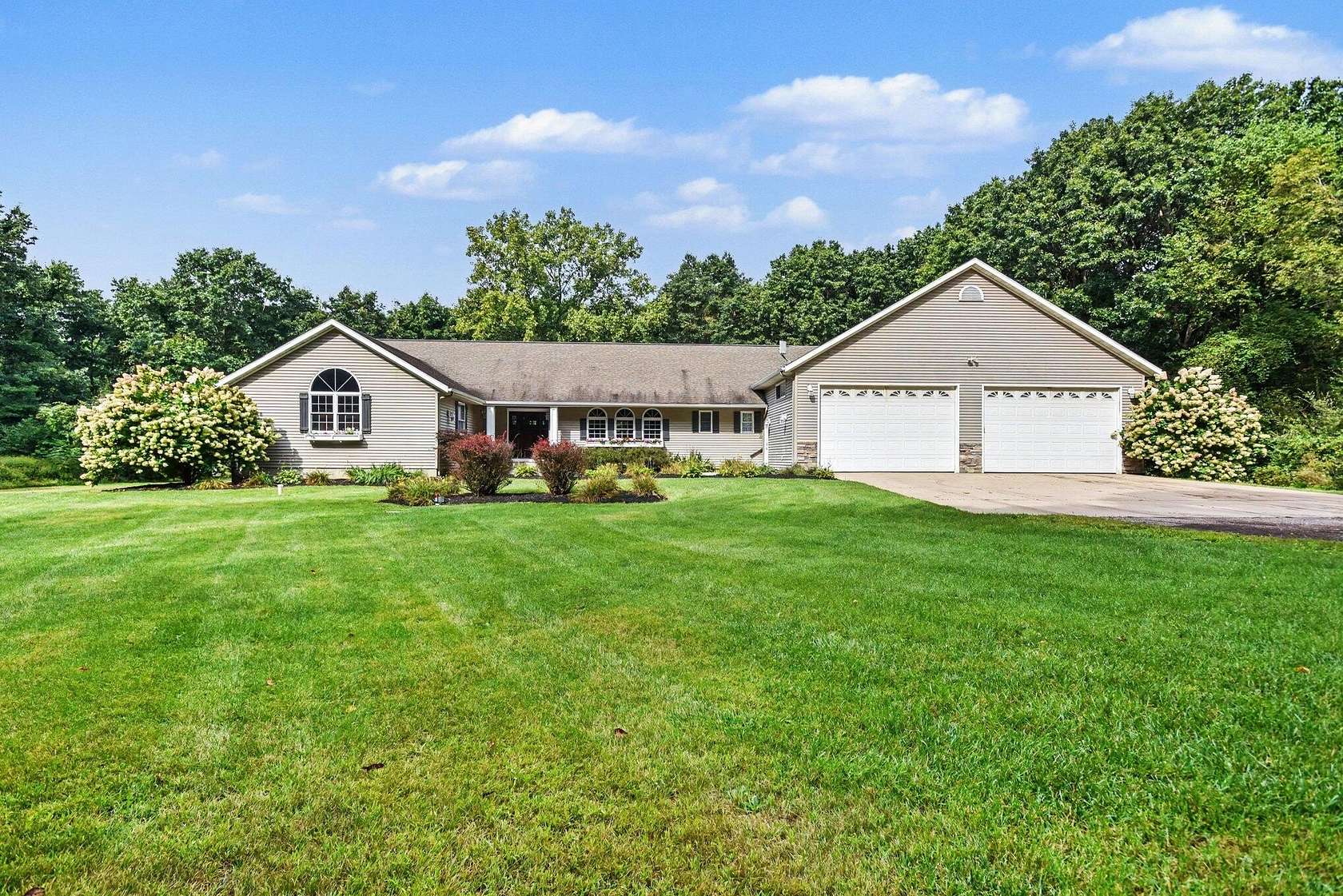 10.4 Acres of Land with Home for Sale in Battle Creek, Michigan