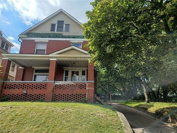 2 Acres of Land with Home for Sale in Youngstown, Ohio