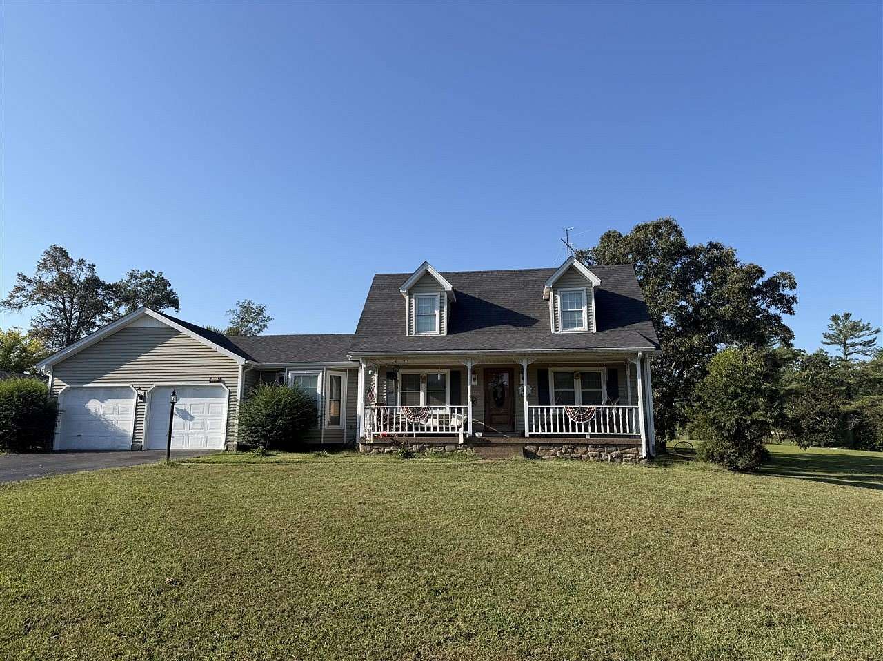 3.27 Acres of Land with Home for Sale in Scottsville, Kentucky