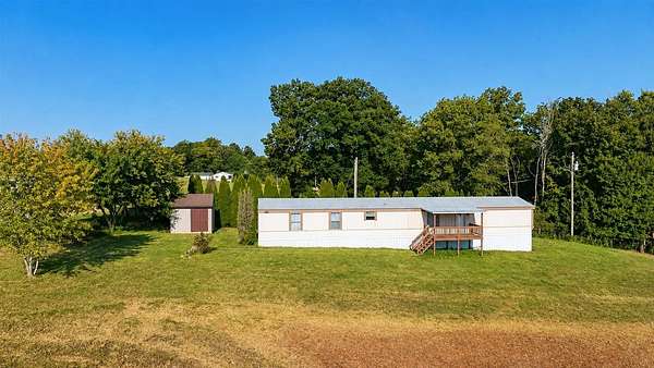 3 Acres of Land with Home for Sale in Edmonton, Kentucky