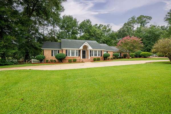 1.53 Acres of Land with Home for Sale in Bainbridge, Georgia