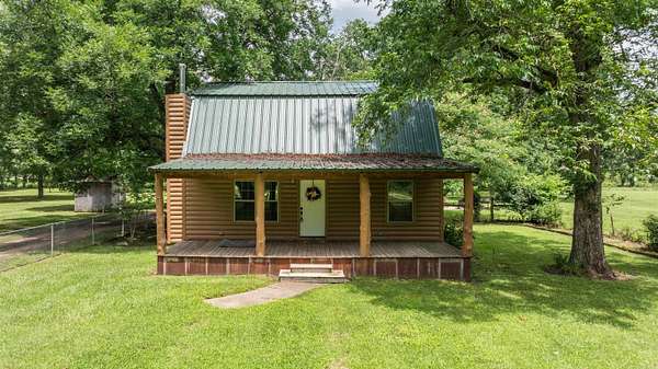 51 Acres of Land with Home for Sale in Texarkana, Arkansas