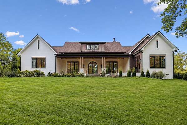 5.67 Acres of Land with Home for Sale in Nashville, Tennessee