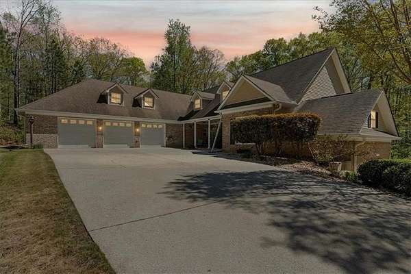 10 Acres of Land with Home for Sale in Douglasville, Georgia