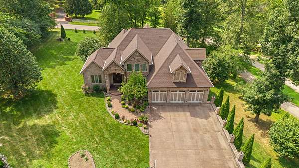 1.57 Acres of Land with Home for Sale in Somerset, Kentucky