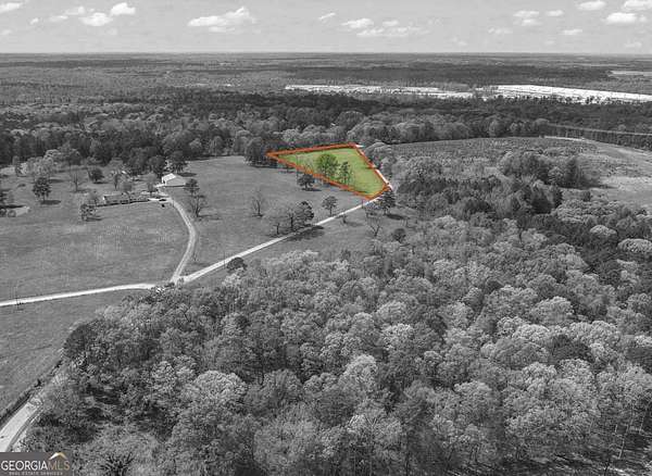 6 Acres of Residential Land for Sale in Hampton, Georgia