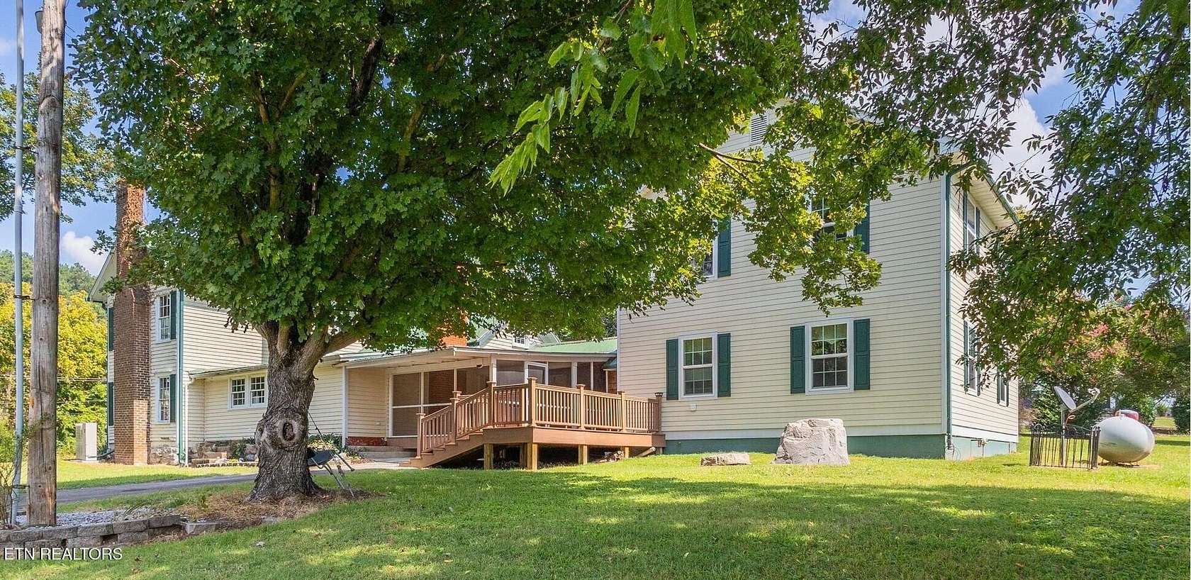 1.65 Acres of Land with Home for Sale in Rockford, Tennessee