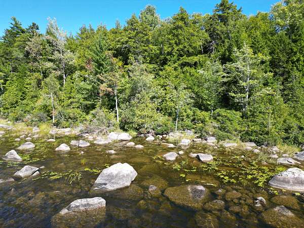 1.63 Acres of Residential Land for Sale in Lincoln, Maine
