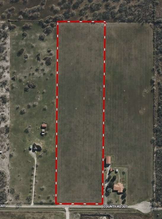 10 Acres of Recreational & Residential Land for Sale in Orange Grove, Texas