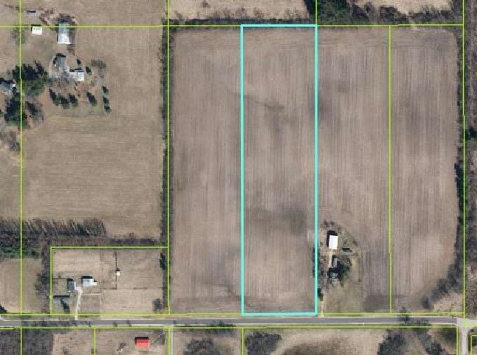 10 Acres of Land for Sale in Marengo, Illinois