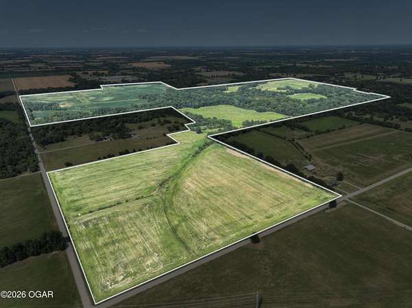 569 Acres of Land for Sale in Columbus, Kansas