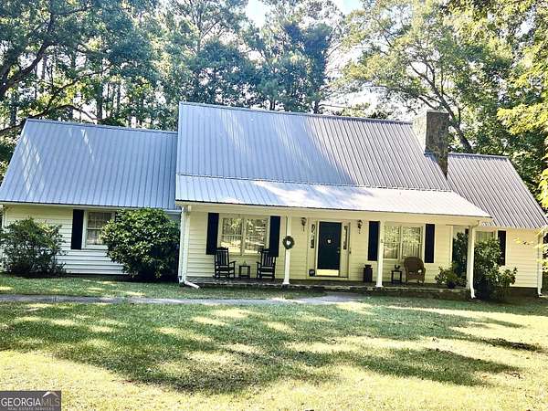 3 Acres of Land with Home for Sale in Williamson, Georgia