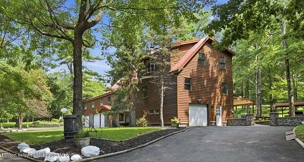 6 Acres of Land with Home for Sale in Round Top, New York