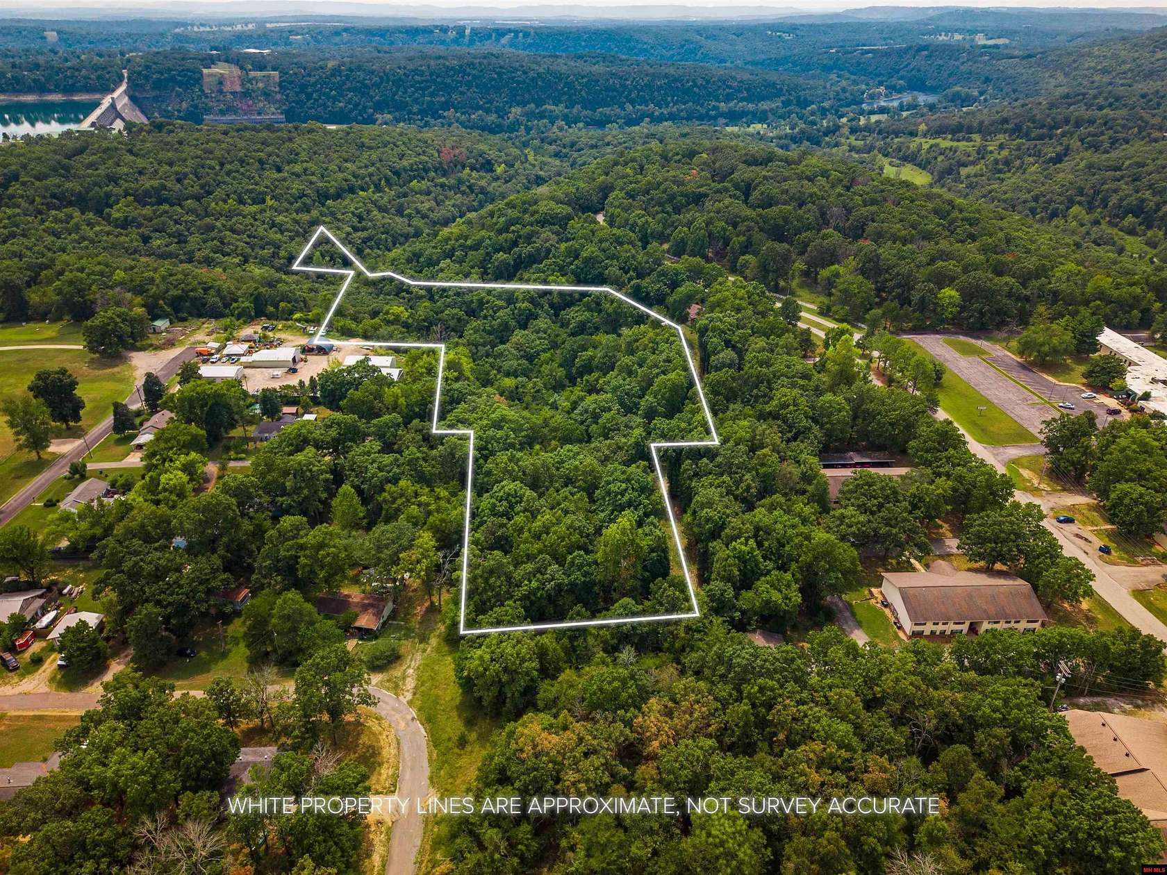 7.35 Acres of Land for Sale in Bull Shoals, Arkansas